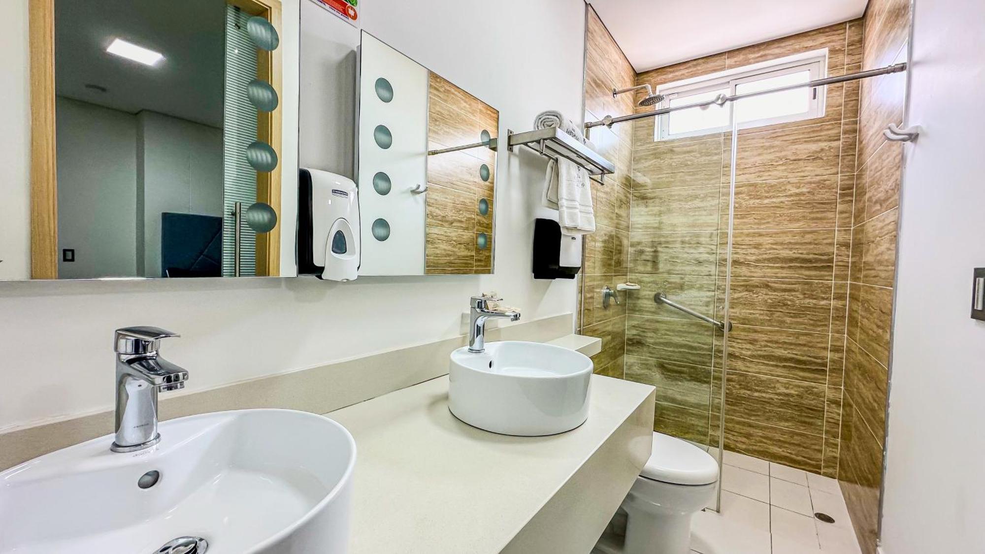 Hotel Marco Polo Rodadero ซันตามาร์ตา ภายนอก รูปภาพ