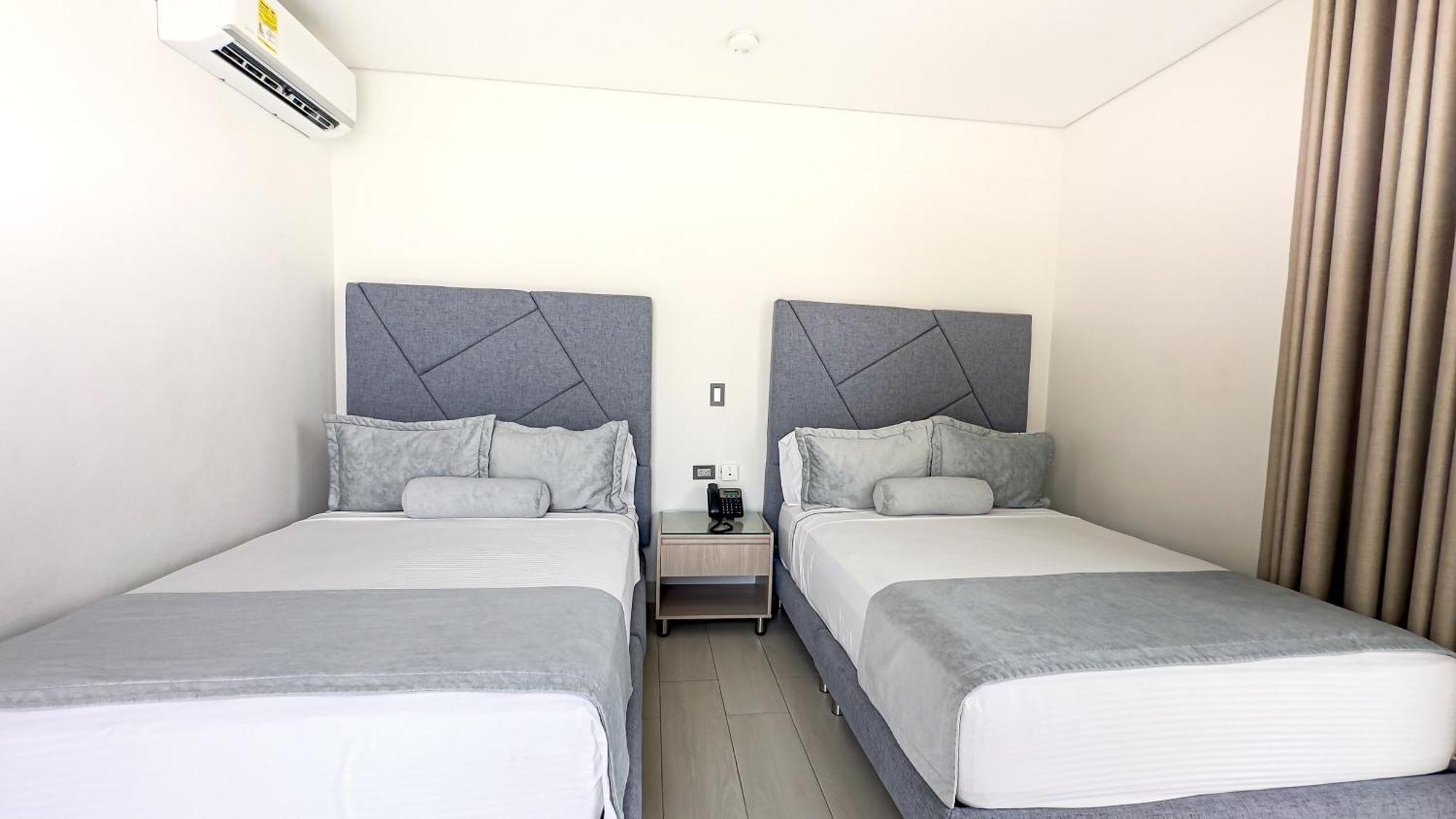 Hotel Marco Polo Rodadero ซันตามาร์ตา ภายนอก รูปภาพ